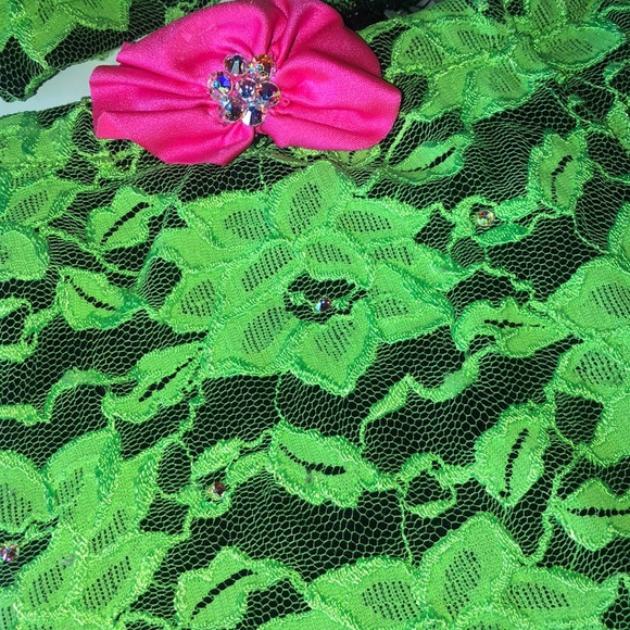 Dance set - Picture 2 of 2